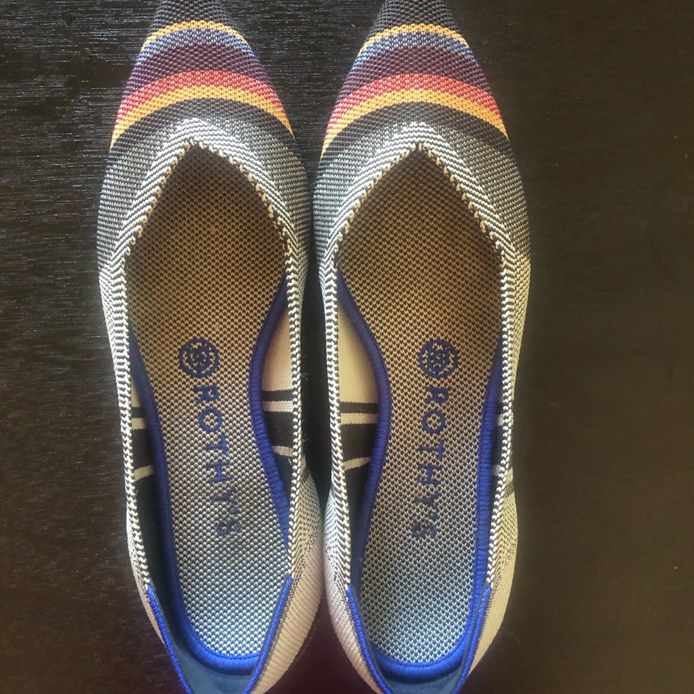 Rothy’s gray striped points. Size 8.5. Like NEW